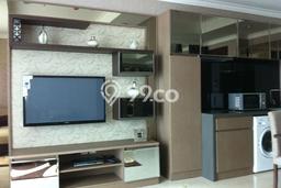 Apartemen Disewakan 1 Kamar Murah Siap Huni di Jakarta Selatan, Luas 76m2 Apartemen Disewakan 1 Kamar Murah Siap Huni di Jakarta Selatan, Luas 76m2