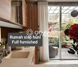 Rumah Mewah LB 400m2 Siap Huni Desain Elegan di Pondok Indah, Jakarta Selatan Rumah Mewah LB 400m2 Siap Huni Desain Elegan di Pondok Indah, Jakarta Selatan