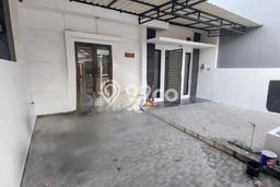 Rumah Modern 3 KT di Banjar Wijaya Tangerang Semi Furnished Rumah Modern 3 KT di Banjar Wijaya Tangerang Semi Furnished