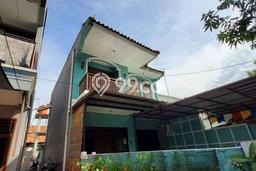Rumah Mewah Dijual LT 134m2 di Kebayoran Lama, Jakarta Selatan Rumah Mewah Dijual LT 134m2 di Kebayoran Lama, Jakarta Selatan