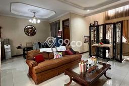 Rumah Mewah Dijual LT 285m2 di Senopati, Jakarta Selatan Rumah Mewah Dijual LT 285m2 di Senopati, Jakarta Selatan
