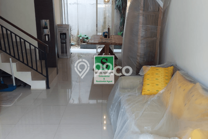 For Sale Rumah 3 Kamar Lokasi Ideal Bagus dan Strategis di Tapos For Sale Rumah 3 Kamar Lokasi Ideal Bagus dan Strategis di Tapos