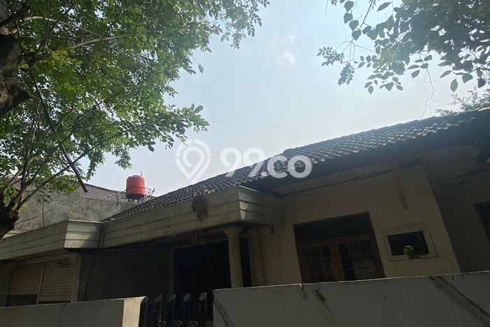 Rumah Elit Modern Tanpa Renovasi di Warung Buncit Jakarta Selatan Rumah Elit Modern Tanpa Renovasi di Warung Buncit Jakarta Selatan