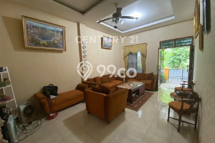 For Sale Rumah 5 Kamar Lokasi Strategis Nyaman dan Strategis di Cibinong For Sale Rumah 5 Kamar Lokasi Strategis Nyaman dan Strategis di Cibinong