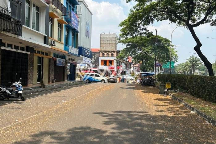 Dijual Ruko Kawasan BSD, Luas 202m2m², Kawasan Potensial, Mainroad Dijual Ruko Kawasan BSD, Luas 202m2m², Kawasan Potensial, Mainroad