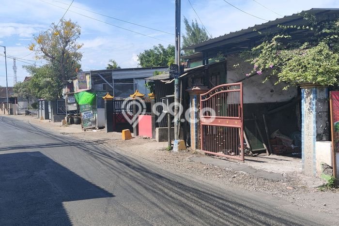 Komersial Dijual di Buduran LT 336m2, LB 160m2 Solusi Investasi Cerdas Komersial Dijual di Buduran LT 336m2, LB 160m2 Solusi Investasi Cerdas
