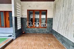LOKASI PREMIUM! Vila di , Area 0m2m², Akses ke Pusat Kota LOKASI PREMIUM! Vila di , Area 0m2m², Akses ke Pusat Kota