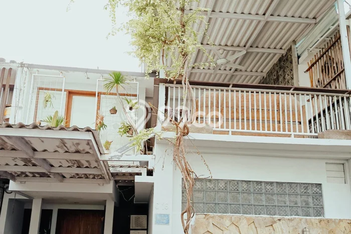 Hunian Elit LB 200m2 Siap Huni Desain Elegan di Renon, Denpasar Hunian Elit LB 200m2 Siap Huni Desain Elegan di Renon, Denpasar