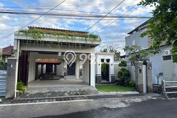 Dijual Rumah Mewah Elegan Dengan View Eksklusif di Panjer, Denpasar Dijual Rumah Mewah Elegan Dengan View Eksklusif di Panjer, Denpasar
