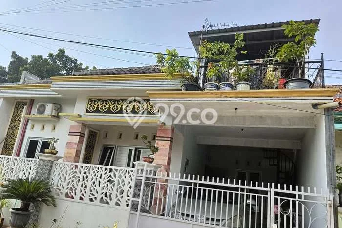 Disewakan! Rumah 4 Kamar Tidur &
2 Kamar Mandi di Kendal, Kendal Disewakan! Rumah 4 Kamar Tidur &
2 Kamar Mandi di Kendal, Kendal