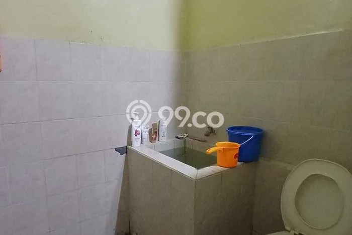 Rumah di Semarang Tengah, 1 KT, Dekat Pusat Kota, LT 80m2m² LB 80m2m² Rumah di Semarang Tengah, 1 KT, Dekat Pusat Kota, LT 80m2m² LB 80m2m²