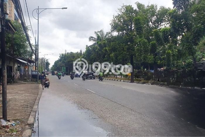 Ruko Disewa di Jakarta Barat dengan LB 54m2 Area Komersial Ramai Ruko Disewa di Jakarta Barat dengan LB 54m2 Area Komersial Ramai