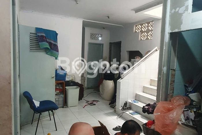 Rumah Elit Modern Tanpa Renovasi di Muara Karang Jakarta Utara Rumah Elit Modern Tanpa Renovasi di Muara Karang Jakarta Utara