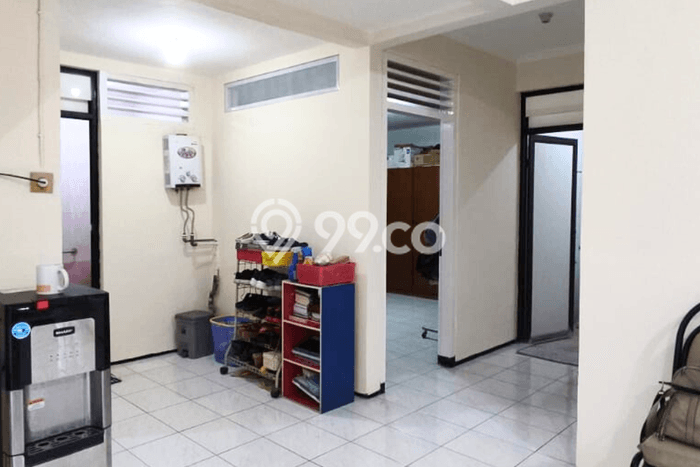 Dijual Rumah Luas Elegan Dengan View Cantik di Tomang, Jakarta Barat Dijual Rumah Luas Elegan Dengan View Cantik di Tomang, Jakarta Barat