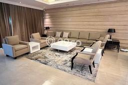 Disewakan Apartemen Minimalis 276m2 Punya 4 KT, 3 KM, Lokasi di Thamrin Disewakan Apartemen Minimalis 276m2 Punya 4 KT, 3 KM, Lokasi di Thamrin