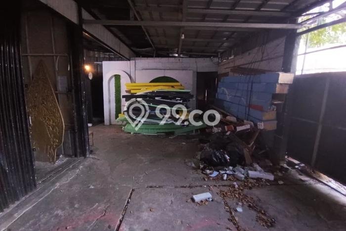 FOR RENT! Ruko di Penggilingan Cocok untuk Bisnis 350m2 FOR RENT! Ruko di Penggilingan Cocok untuk Bisnis 350m2