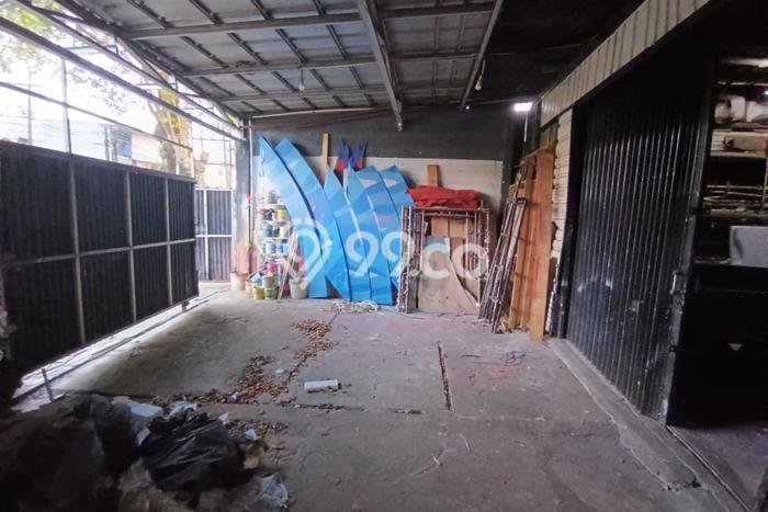 FOR RENT! Ruko di Penggilingan Cocok untuk Bisnis 350m2 FOR RENT! Ruko di Penggilingan Cocok untuk Bisnis 350m2