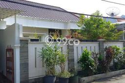 For Sale! Luxury House LT 256m2 Desain Modern di Cipinang For Sale! Luxury House LT 256m2 Desain Modern di Cipinang