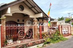 Dijual Rumah 4 Kamar Lokasi Strategis Nyaman dan Strategis di Margahayu Dijual Rumah 4 Kamar Lokasi Strategis Nyaman dan Strategis di Margahayu