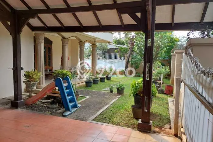 Ready to Use! Luxury House LT 375m2 Desain Modern di Pulo Asem Ready to Use! Luxury House LT 375m2 Desain Modern di Pulo Asem
