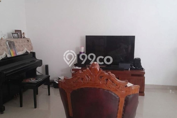 Jual Rumah Luas Megah Dengan View Cantik di Pondok Bambu, Jakarta Timur Jual Rumah Luas Megah Dengan View Cantik di Pondok Bambu, Jakarta Timur