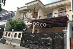 Rumah Luxury Modern Tanpa Renovasi di Rawamangun Jakarta Timur Rumah Luxury Modern Tanpa Renovasi di Rawamangun Jakarta Timur