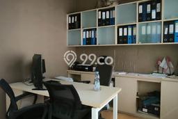 KAWASAN BISNIS! Ruko di Tebet, Luas 270m2m², Akses Raya KAWASAN BISNIS! Ruko di Tebet, Luas 270m2m², Akses Raya
