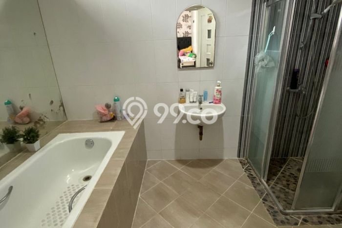 Dijual Hunian Rumah Terawat 3 KT di Pondok Kelapa, Jakarta Timur Dijual Hunian Rumah Terawat 3 KT di Pondok Kelapa, Jakarta Timur