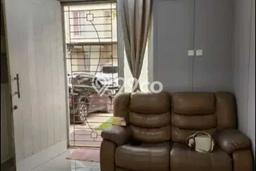 Rumah area Gading Serpong, 3 KT, Konsep Modern, LT 72m² LB 125m² Rumah area Gading Serpong, 3 KT, Konsep Modern, LT 72m² LB 125m²