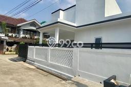 For Sale Hunian Rumah Terawat 4 Kamar di Pekayon, Bekasi For Sale Hunian Rumah Terawat 4 Kamar di Pekayon, Bekasi