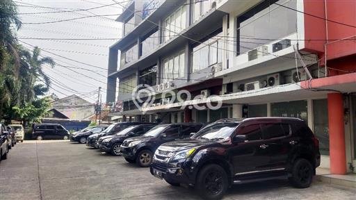 Ruko di Pasar Minggu, Luas 400m2m², Lokasi Strategis Ruko di Pasar Minggu, Luas 400m2m², Lokasi Strategis