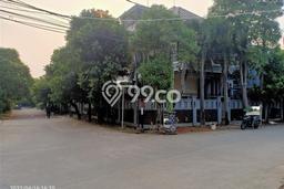 Rumah Eksklusif Siap Huni LT 625m2 di Duren Sawit, Jakarta Timur Rumah Eksklusif Siap Huni LT 625m2 di Duren Sawit, Jakarta Timur