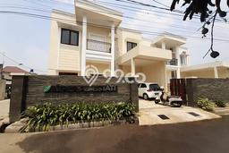 Dijual Hunian Rumah Terawat 4 KT di Jatiwaringin, Bekasi Dijual Hunian Rumah Terawat 4 KT di Jatiwaringin, Bekasi