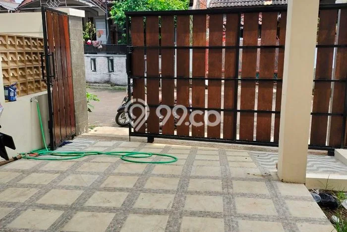 Dijual Rumah Eksklusif 4 KT di Jatiwaringin, Bekasi Dijual Rumah Eksklusif 4 KT di Jatiwaringin, Bekasi