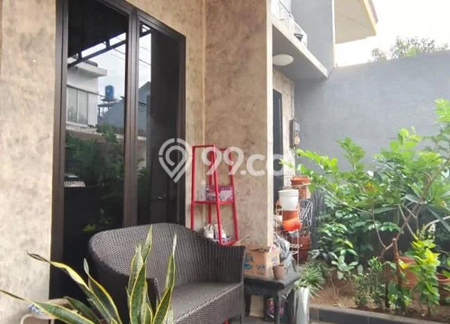 Rumah Luas Asri 5 KT Siap Pakai di Jatibening Bekasi Rumah Luas Asri 5 KT Siap Pakai di Jatibening Bekasi