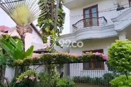 For Sale Rumah Mewah Exclusive di Duren Sawit, Jakarta Timur For Sale Rumah Mewah Exclusive di Duren Sawit, Jakarta Timur