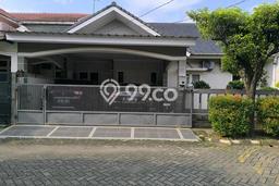 For Sale! Luxury House LT 216m2 Desain Elegan di Kemang Pratama For Sale! Luxury House LT 216m2 Desain Elegan di Kemang Pratama