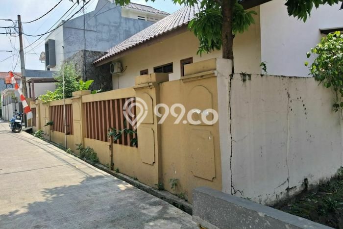 Hunian Mewah LB 220m2 Siap Pakai Desain Elegan di Jatimakmur, Bekasi Hunian Mewah LB 220m2 Siap Pakai Desain Elegan di Jatimakmur, Bekasi
