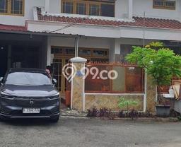 Rumah Elit Modern Tanpa Renovasi di Pondok Bambu Jakarta Timur Rumah Elit Modern Tanpa Renovasi di Pondok Bambu Jakarta Timur