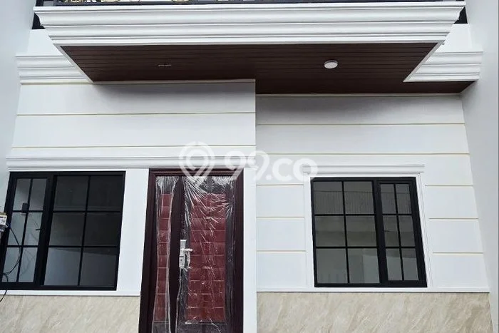 Jual Rumah Eksklusif 4 KT di Jatiwaringin, Bekasi Jual Rumah Eksklusif 4 KT di Jatiwaringin, Bekasi