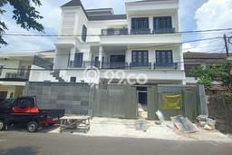 Rumah Elit LB 420m2 Siap Pakai Desain Elegan di Galaxy, Bekasi Rumah Elit LB 420m2 Siap Pakai Desain Elegan di Galaxy, Bekasi