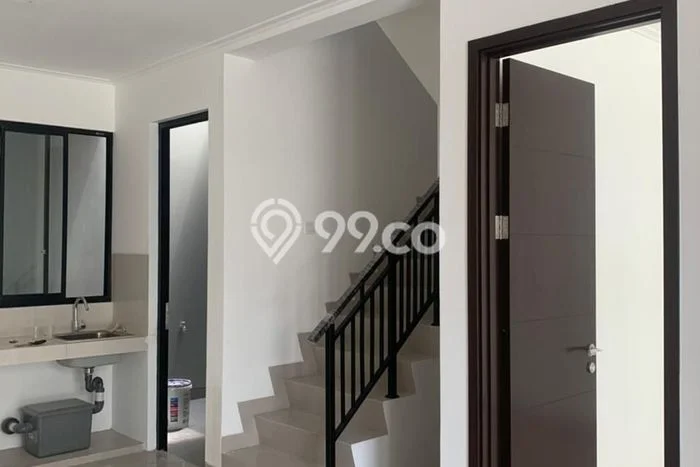 Disewakan! Rumah 3 Kamar Tidur &
2 Kamar Mandi di Pantai Indah Kapuk, Jakarta Utara Disewakan! Rumah 3 Kamar Tidur &
2 Kamar Mandi di Pantai Indah Kapuk, Jakarta Utara