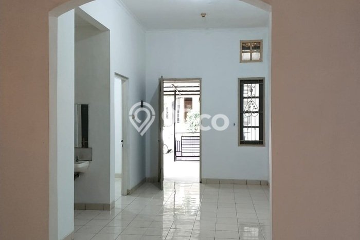 For Sale Hunian Rumah Terawat 2 Kamar di Kota Wisata, Jakarta Timur For Sale Hunian Rumah Terawat 2 Kamar di Kota Wisata, Jakarta Timur