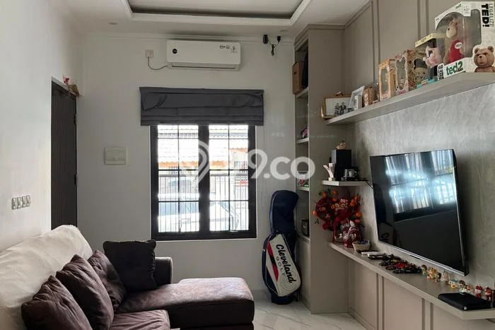 Rumah Minimalis 3 KT di Serpong Villa Melati Mas Tangerang Selatan Semi Furnished Rumah Minimalis 3 KT di Serpong Villa Melati Mas Tangerang Selatan Semi Furnished