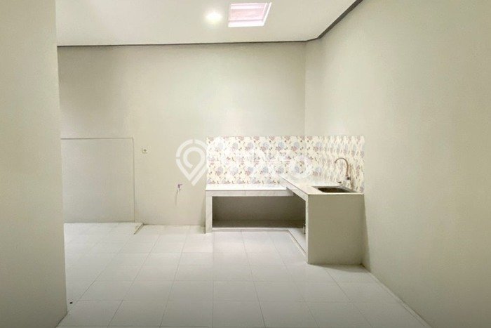Rumah Strategis Minimalis Lb 60m2 di Karawaci, Tangerang Rumah Strategis Minimalis Lb 60m2 di Karawaci, Tangerang