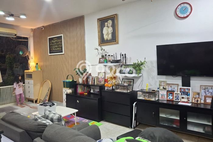 Jual Rumah Eksklusif 4 KT di Jatiwarna, Bekasi Jual Rumah Eksklusif 4 KT di Jatiwarna, Bekasi