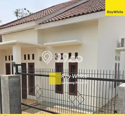 Rumah Strategis Modern Lb 171m2 di Tanjung Senang, Bandar Lampung Rumah Strategis Modern Lb 171m2 di Tanjung Senang, Bandar Lampung