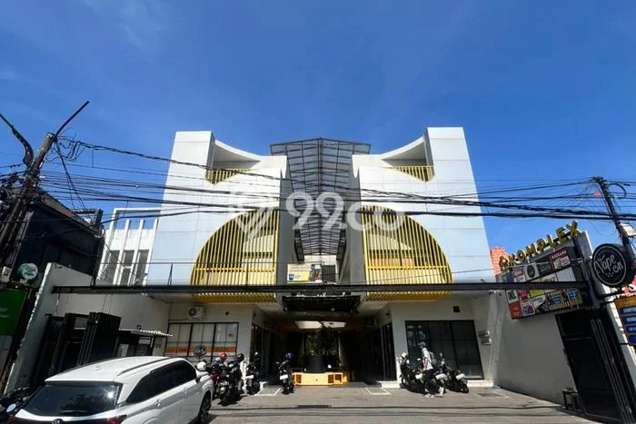 Unit Ruko Dijual di Surabaya LT 420m2 & LB 950m2 Unit Ruko Dijual di Surabaya LT 420m2 & LB 950m2