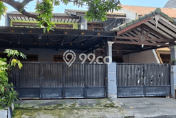 Dijual Rumah 7 Kamar Lokasi Strategis Nyaman dan Strategis di Rungkut Dijual Rumah 7 Kamar Lokasi Strategis Nyaman dan Strategis di Rungkut