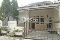 Rumah Strategis Modern Lb 100m2 di Tenggilis Mejoyo, Surabaya Rumah Strategis Modern Lb 100m2 di Tenggilis Mejoyo, Surabaya